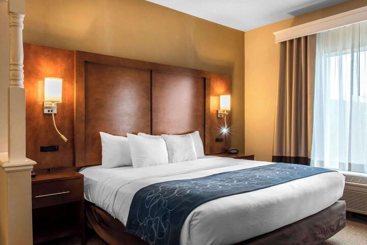 Room 42 of 63