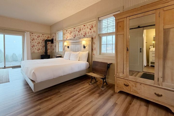 The Wildflower Inn