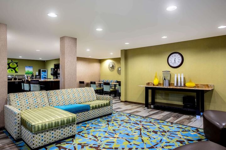 Hotel Interior 11 of 30