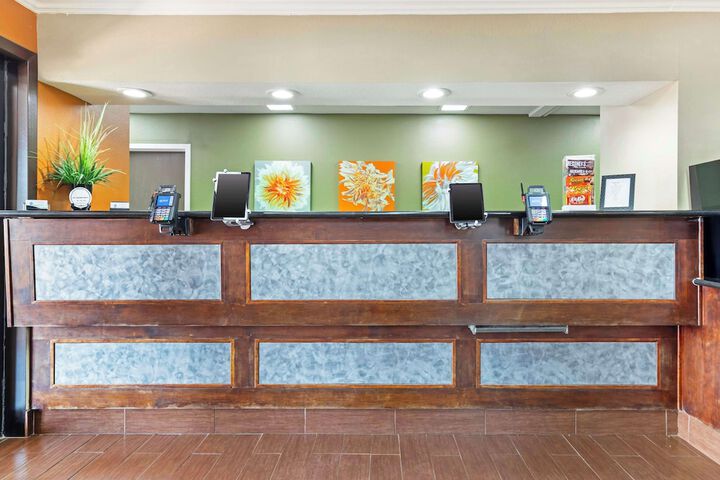 Best Western Inn & Suites