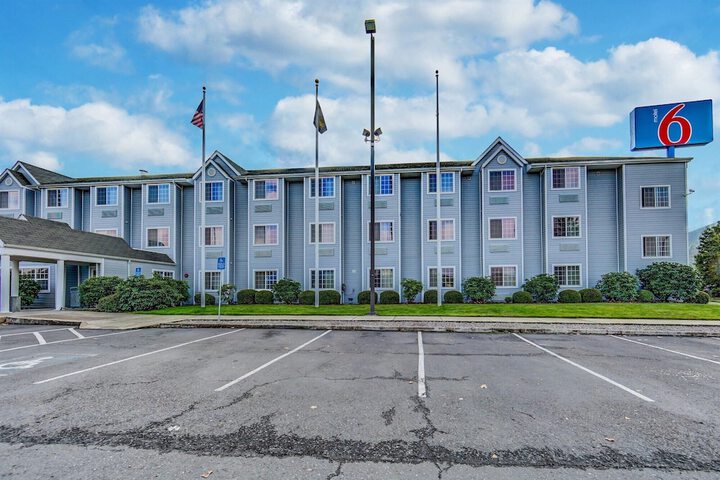 Motel 6 Sutherlin OR