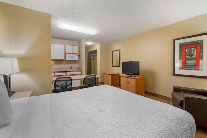 Room 29 of 33