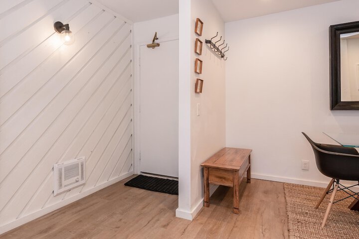 Room 19 of 49