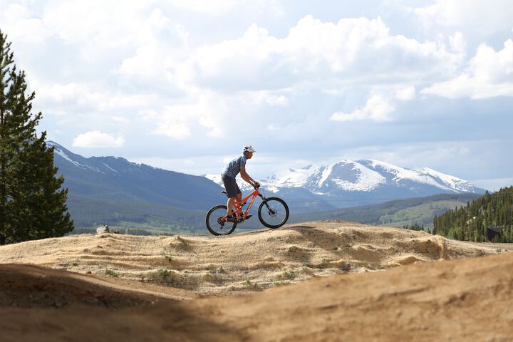 Hotel Alpenrock Breckenridge Curio Collection by Hilton
