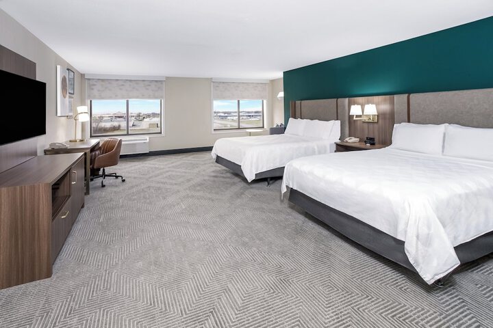 Holiday Inn Quincy East by IHG