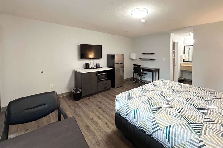 Studio 6 Suites Vancouver Wa - Waterfront