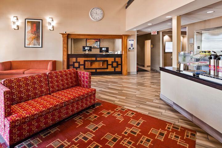 Hotel Interior 6 of 25