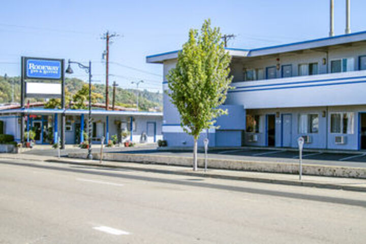 Rodeway Inn & Suites