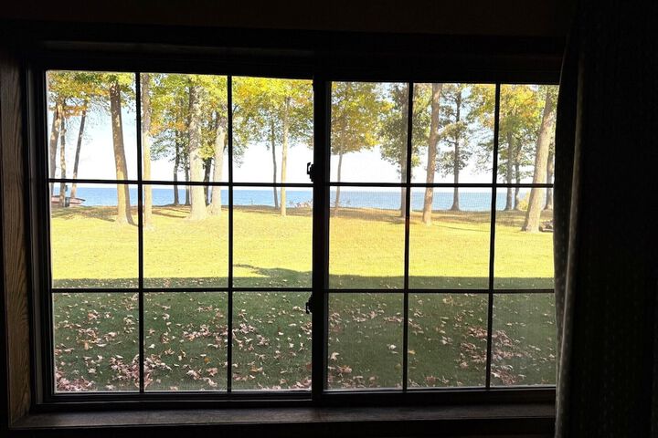 Horseshoe Bay Lodge