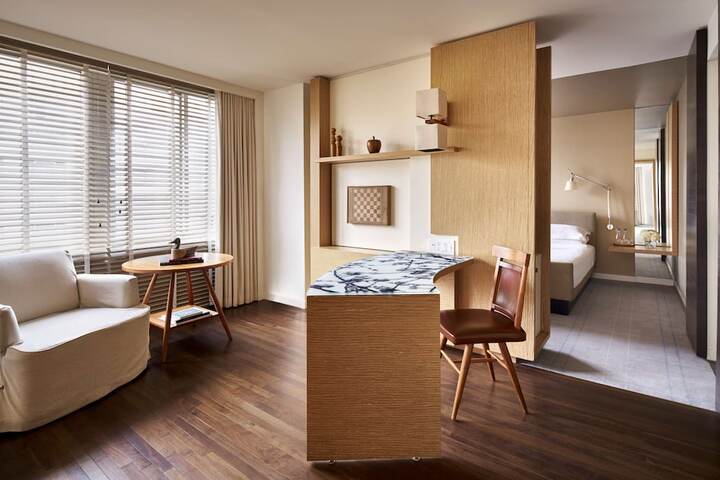 Room 13 of 56