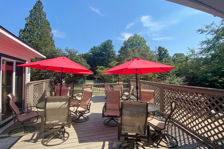 Rosemont Inn Resort B & B