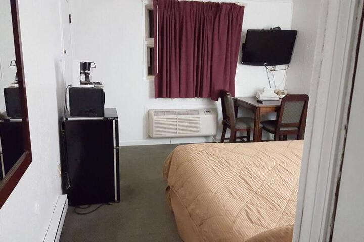 HUNTINGDON INN