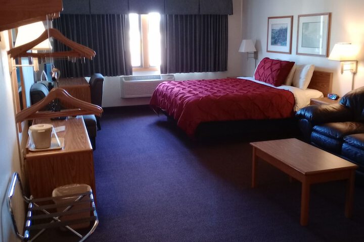 Room 15 of 38