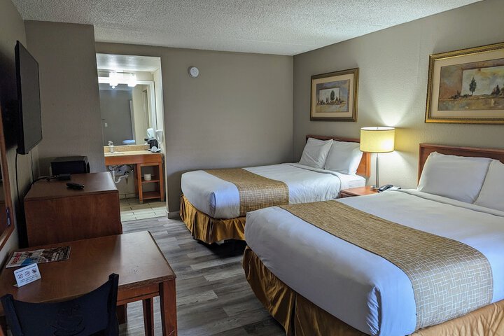 Room 15 of 27