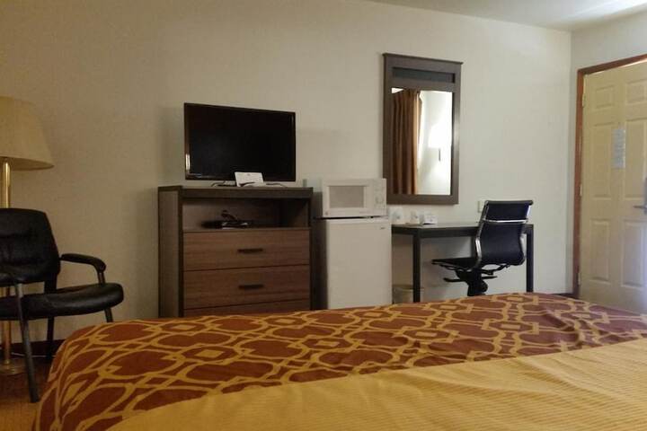 Room 22 of 39