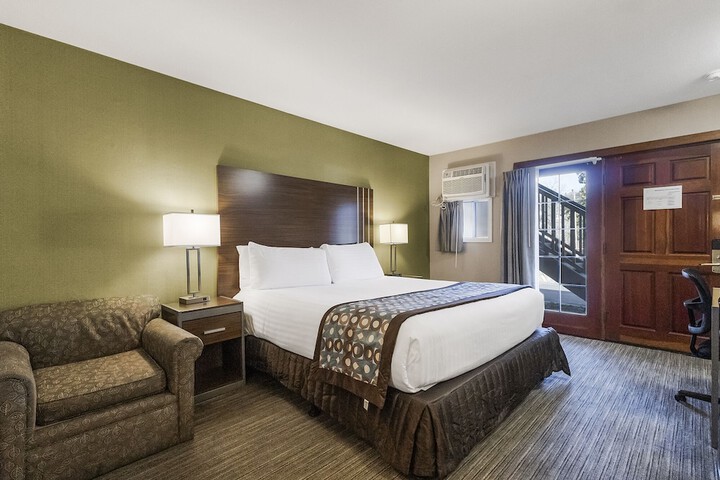 Heritage Inn Yosemite / Sonora