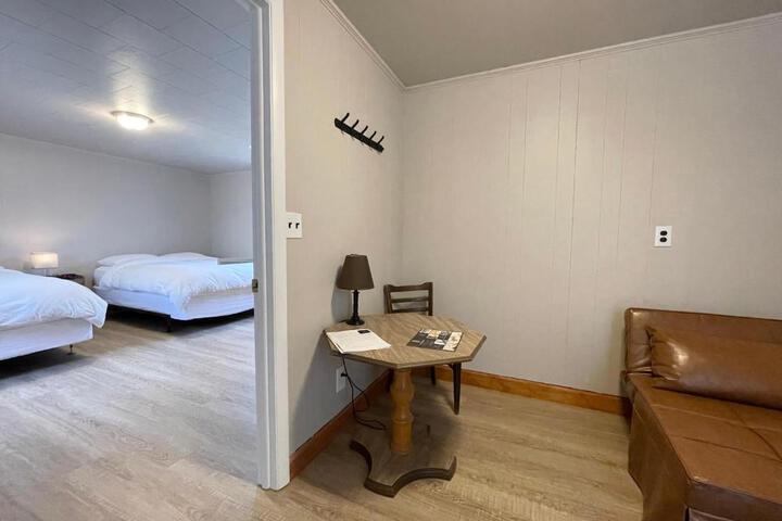 Star Gate Motel