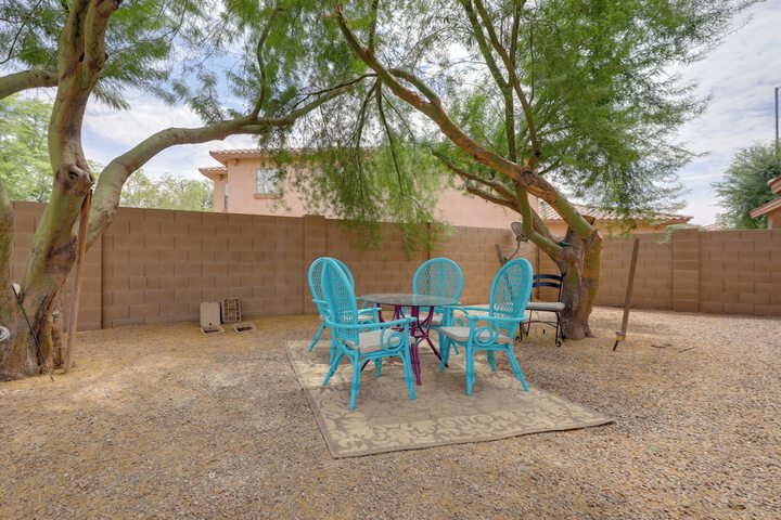 Maricopa Desert Oasis: Fenced Yard w / Hot Tub