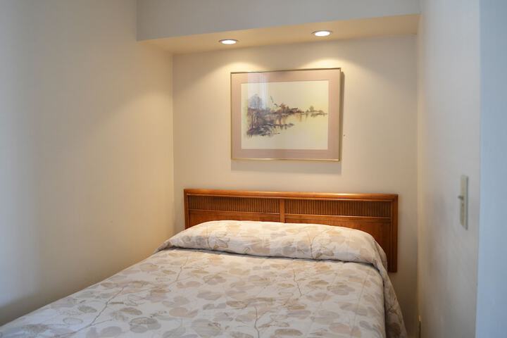 Room 19 of 65