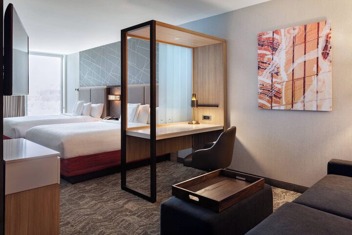 Room 14 of 24