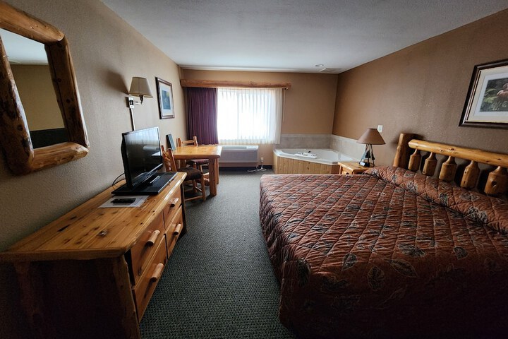 Room 14 of 19