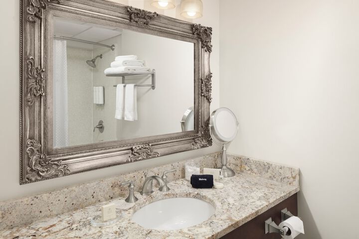 Portland Regency Hotel & Spa