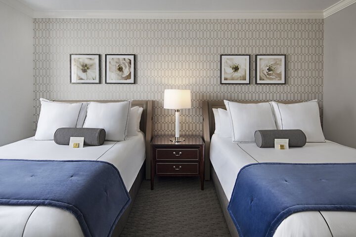 Room 21 of 38