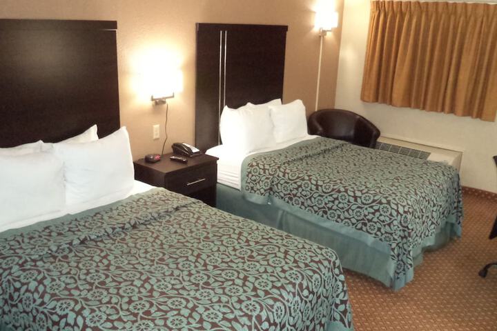 Room 29 of 64