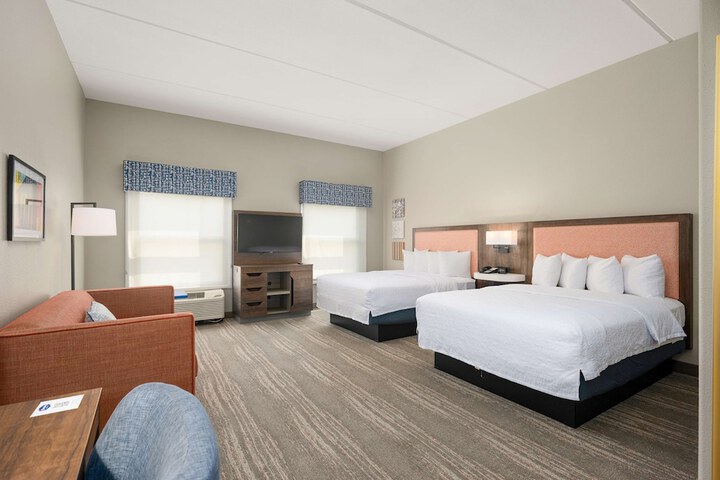 Room 15 of 28