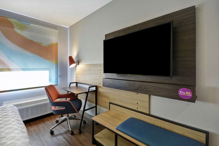 Room 14 of 35