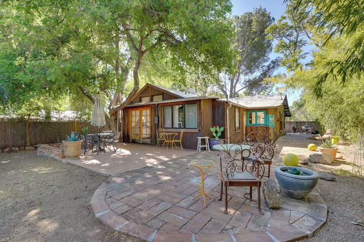 Patagonia Cottage w / Patio & Yard: Walk to Town!