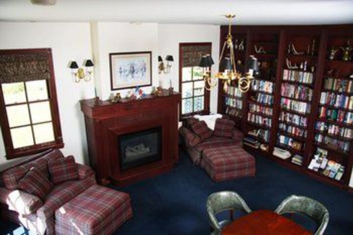 Brightwood Inn