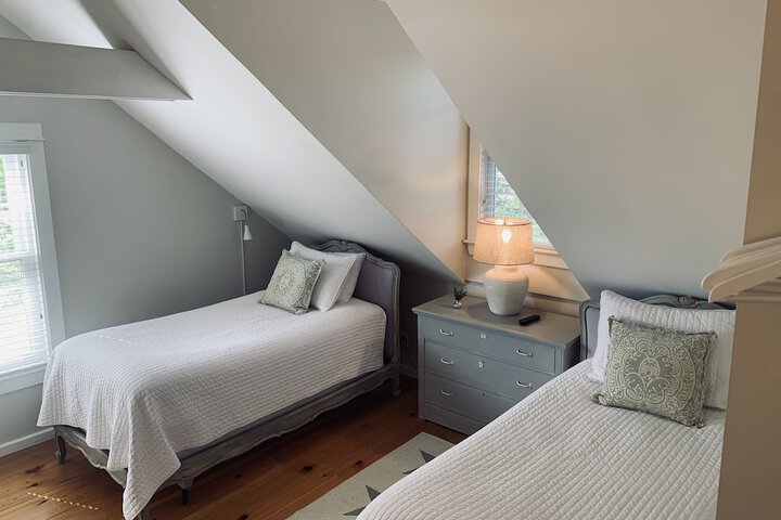 Room 42 of 65