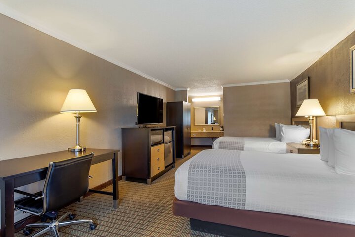 Room 14 of 31