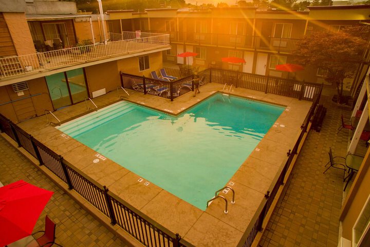 Pool 12 of 69