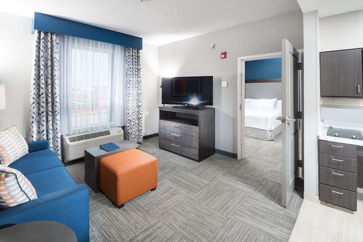Room 13 of 53