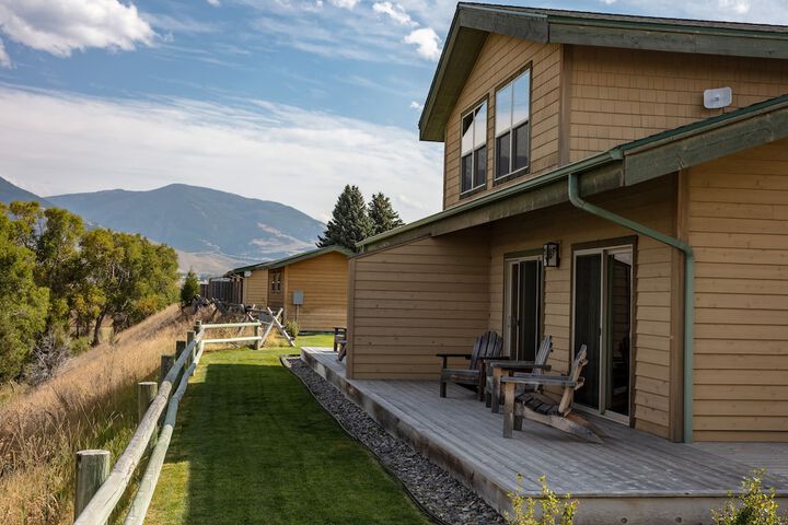 Yellowstone Valley Lodge an Ascend Collection Hotel