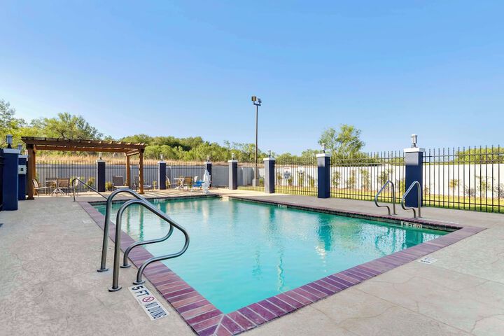 Best Western Plus Pleasanton Hotel