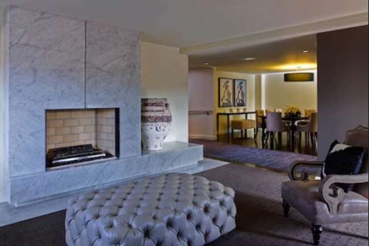 Room 23 of 65