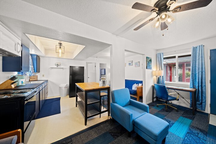 Surf & Sand Inn