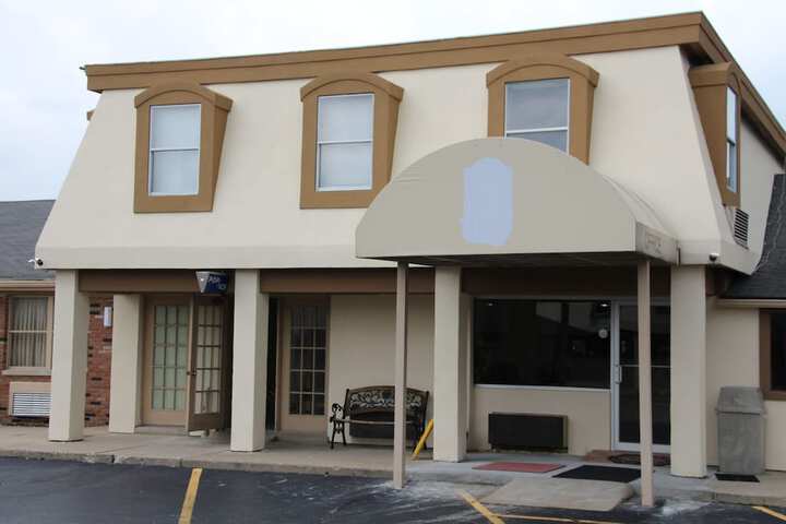 Hotel 8 of 28