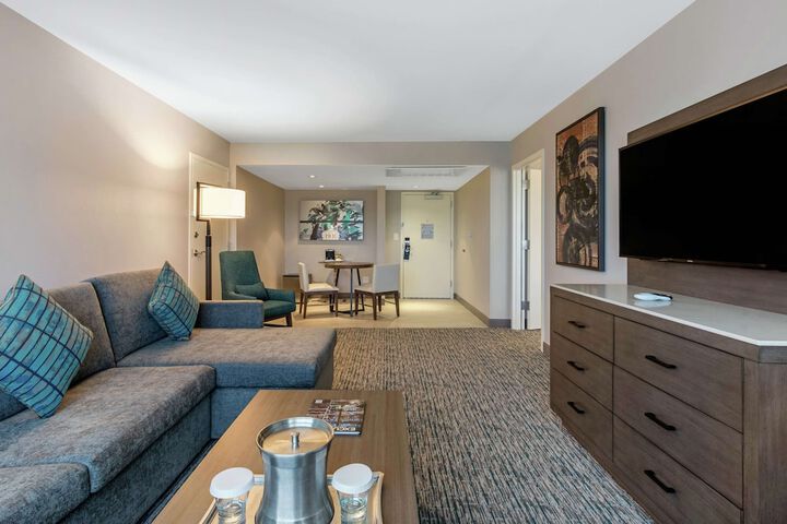 Room 10 of 63