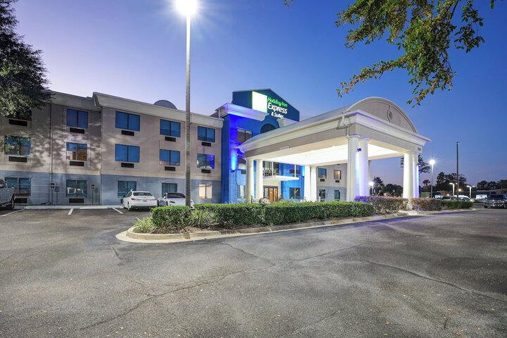 Holiday Inn Express & Suites Jacksonville - Atlantic Beach by IHG