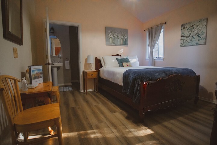 Room 28 of 50