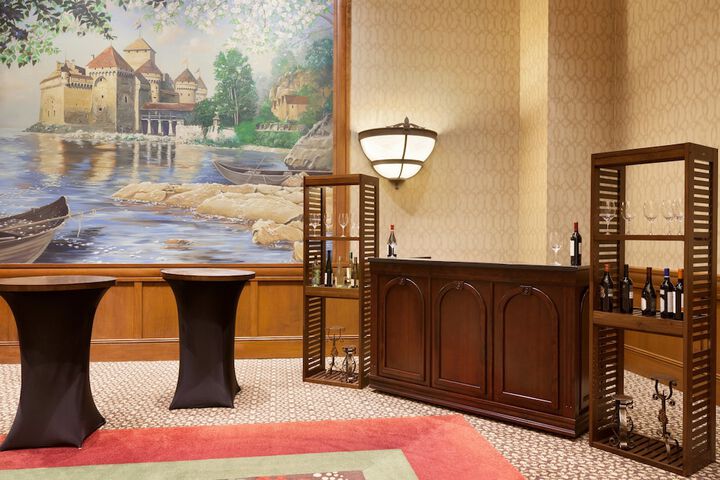 Chateau on the Lake Resort Spa and Convention Center