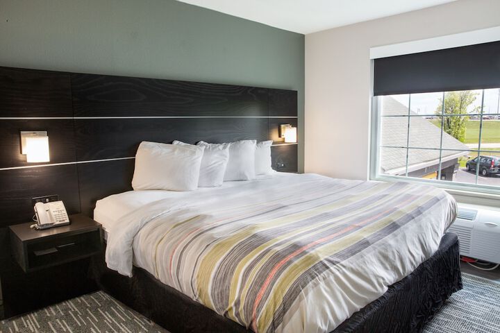 Country Inn & Suites by Radisson Columbus West, OH