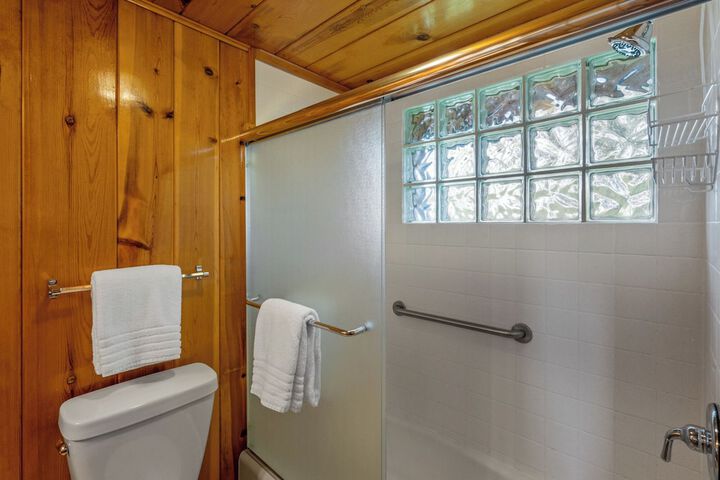 El Western Cabins & Lodges