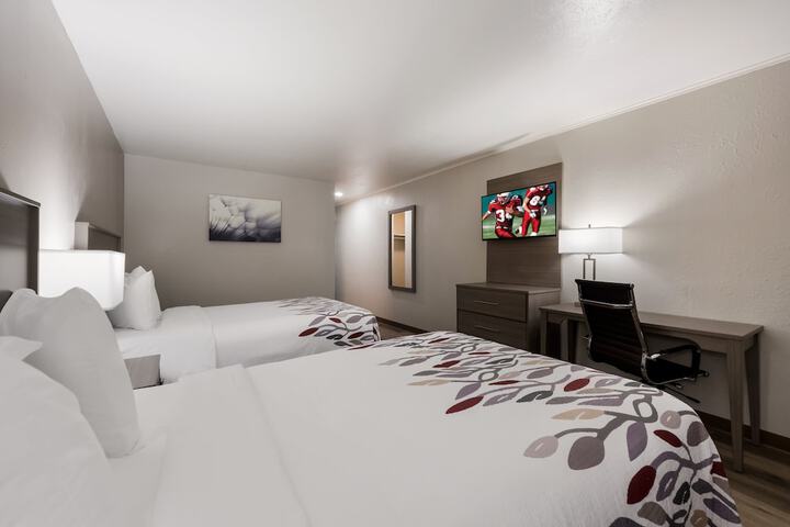 Red Roof Inn Madisonville