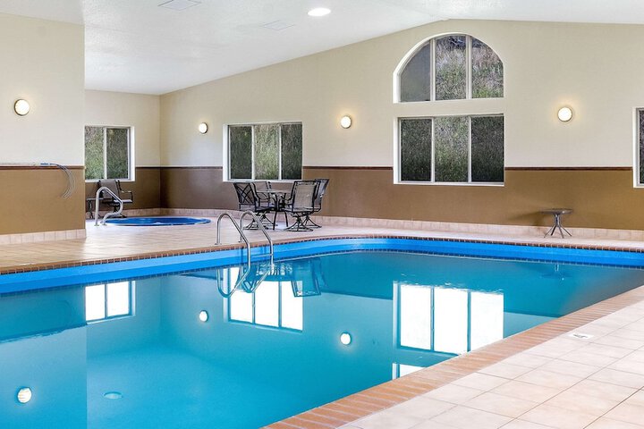 Comfort Inn & Suites Custer - Crazy Horse Area