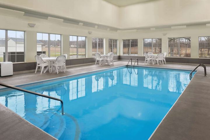 Pool 14 of 78